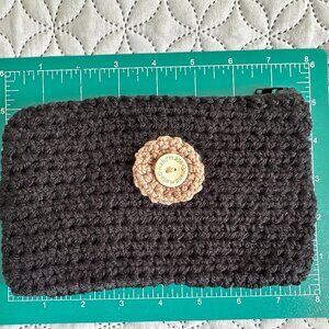 Crochet change purse, black